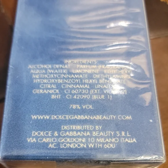 Dolce & Gabbana Light Blue Eau Intense Fragrance - Picture 2 of 4